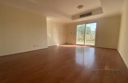 Villa - 2 Bedrooms - 2 Bathrooms for rent in Springs 4 - The Springs - Dubai