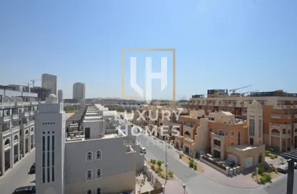 Townhouse - 4 Bedrooms - 5 Bathrooms for rent in Autumn - Seasons Community - Jumeirah Village Circle - Dubai