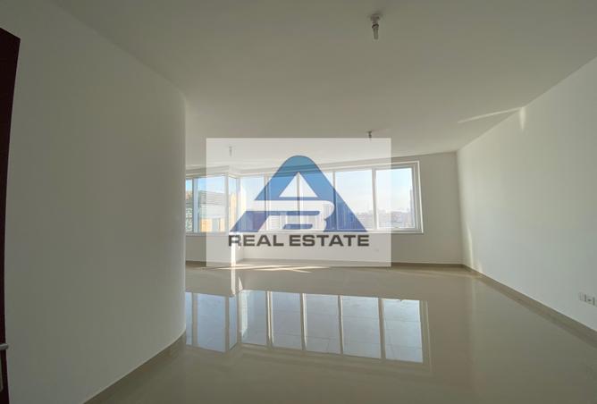 Rent in Corniche Road: Corniche Living ! 4 bhk !Laundry & Maid Rm ...