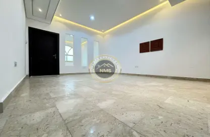 Apartment - 1 Bedroom - 1 Bathroom for rent in Airport Road - Abu Dhabi