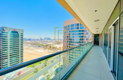 Apartment - 4 Bedrooms - 5 Bathrooms for rent in United Square - Al Khalidiya - Abu Dhabi