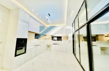 Kitchen image for: Villa - 5 Bedrooms - 7 Bathrooms for sale in Al Yasmeen 1 - Al Yasmeen - Ajman, Image 1