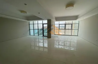 Apartment - 2 Bedrooms - 2 Bathrooms for sale in Gulfa Towers - Al Rashidiya 1 - Al Rashidiya - Ajman