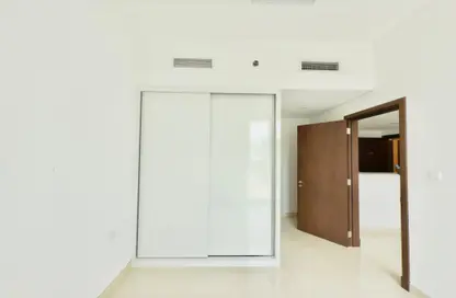 Apartment - 1 Bedroom - 2 Bathrooms for rent in Jumeirah Garden City - Al Satwa - Dubai