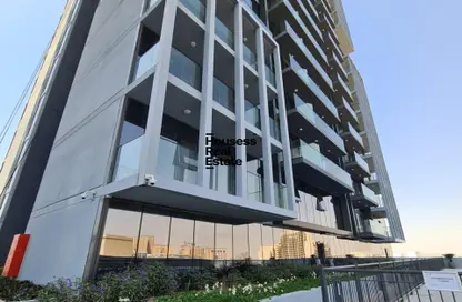 Apartment - 1 Bathroom for sale in Bloom Towers C - Bloom Towers - Jumeirah Village Circle - Dubai