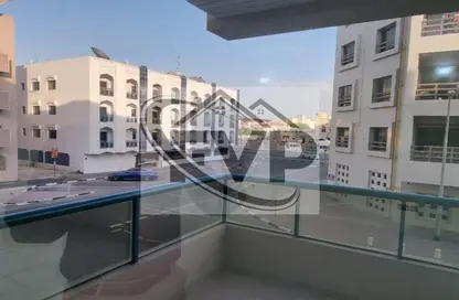 Apartment - 3 Bedrooms - 4 Bathrooms for rent in Diplomat Building - Umm Hurair 1 - Umm Hurair - Dubai