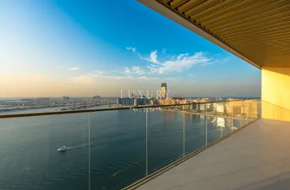 Apartment - 2 Bedrooms - 3 Bathrooms for sale in Grand Bleu Tower 2 - EMAAR Beachfront - Dubai Harbour - Dubai