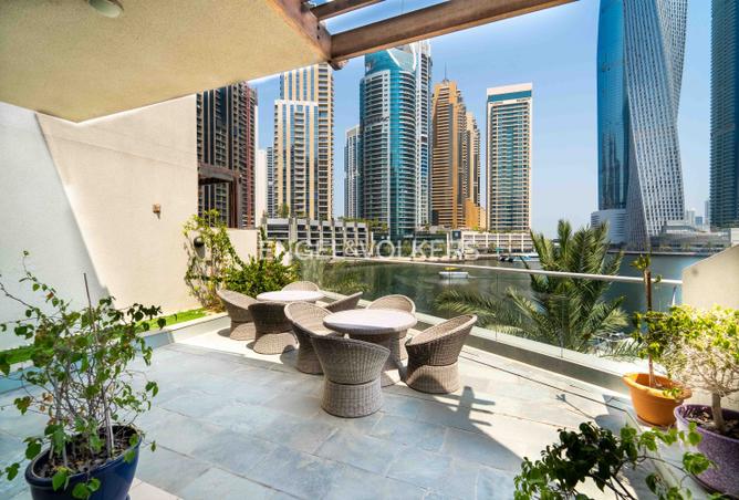 Apartment - 4 Bedrooms - 5 Bathrooms for rent in Marinascape Marina Homes - Trident Marinascape - Dubai Marina - Dubai