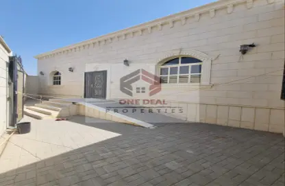 Villa - 3 Bedrooms - 3 Bathrooms for rent in Zakher - Al Ain