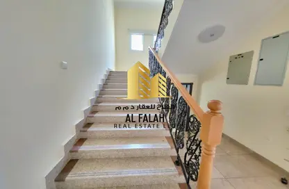 Villa - 4 Bedrooms - 5 Bathrooms for rent in Al Falaj - Al Riqqa - Sharjah