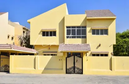 Villa - 7 Bedrooms - 6 Bathrooms for rent in Jumeirah 1 Villas - Jumeirah 1 - Jumeirah - Dubai