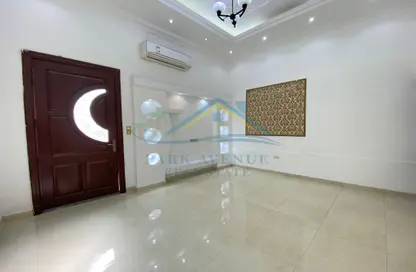 Apartment - 1 Bedroom - 1 Bathroom for rent in Rabdan - Abu Dhabi