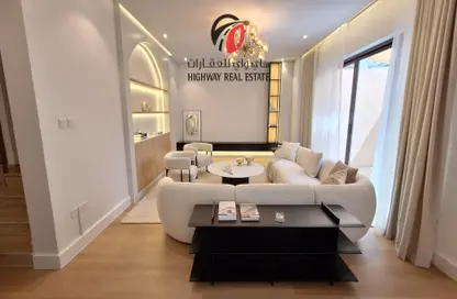 فيلا - 4 غرف نوم - 6 حمامات للبيع في تاونهاوس بلومنجديل - بلومنغدايل - مدينة دبي الرياضية - دبي