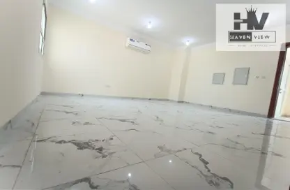 Apartment - 1 Bathroom for rent in Mohammed Villas 24 - Mohamed Bin Zayed City - Abu Dhabi