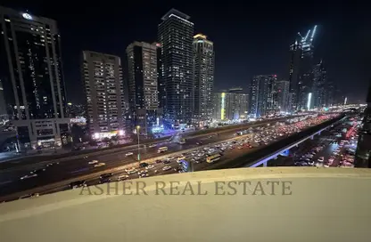 Apartment - 2 Bedrooms - 3 Bathrooms for rent in Sky Tower - Sheikh Zayed Road - Dubai