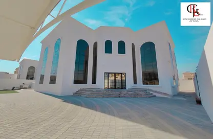 Villa - 6 Bedrooms for rent in Mohamed Bin Zayed Centre - Mohamed Bin Zayed City - Abu Dhabi