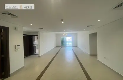 Apartment - 3 Bedrooms - 5 Bathrooms for rent in Al Seef - Al Raha Beach - Abu Dhabi