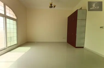 Apartment - 1 Bathroom for rent in Mohammed Villas 24 - Mohamed Bin Zayed City - Abu Dhabi