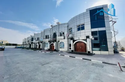 Office Space - Studio - 4 Bathrooms for rent in Al Faris Mall - Al Quoz 1 - Al Quoz - Dubai