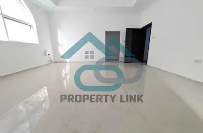 Apartment - 1 Bathroom for rent in Mohamed Bin Zayed Centre - Mohamed Bin Zayed City - Abu Dhabi