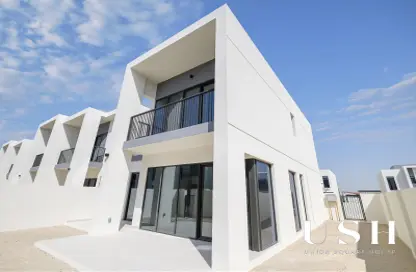 Townhouse - 4 Bedrooms - 4 Bathrooms for sale in Shams Townhouses - Town Square - Dubai