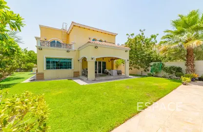 Villa - 4 Bedrooms - 4 Bathrooms for rent in Legacy - Jumeirah Park - Dubai