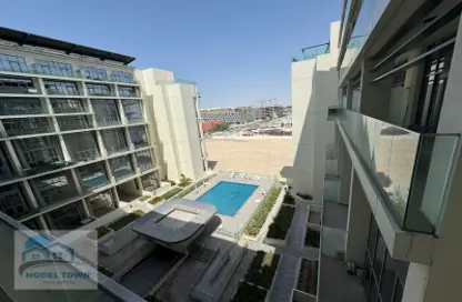 Apartment - 1 Bedroom - 1 Bathroom for rent in Oasis 2 - Oasis Residences - Masdar City - Abu Dhabi