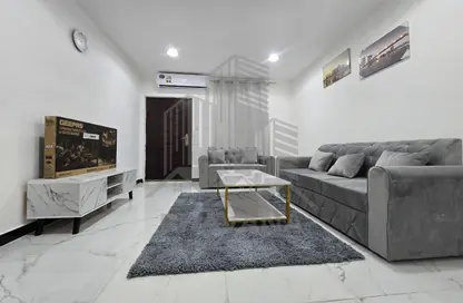 Apartment - 1 Bedroom - 1 Bathroom for rent in Khalifa City A Villas - Khalifa City A - Khalifa City - Abu Dhabi