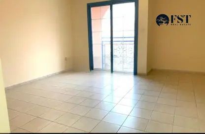 Apartment - 1 Bedroom - 2 Bathrooms for rent in Greece Cluster - International City - Dubai