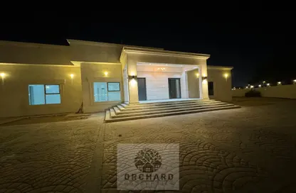 Villa - 5 Bedrooms - 5 Bathrooms for sale in Al Garayen - Sharjah