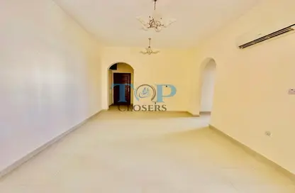 Apartment - 2 Bedrooms - 2 Bathrooms for rent in Hai Al Mutawaa - Al Mutawaa - Al Ain