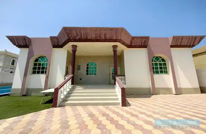 Villa - 3 Bedrooms - 5 Bathrooms for sale in Khuzam - Ras Al Khaimah