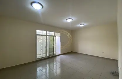 Apartment - 2 Bedrooms - 3 Bathrooms for rent in Bida Bin Ammar - Asharej - Al Ain