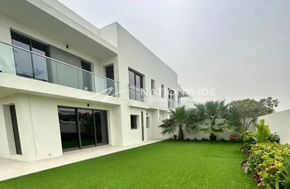 Villa - 4 Bedrooms - 6 Bathrooms for sale in Redwoods - Yas Acres - Yas Island - Abu Dhabi