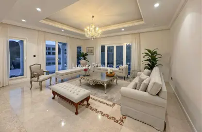 Villa - 5 Bedrooms - 7 Bathrooms for rent in Garden Homes Frond O - Garden Homes - Palm Jumeirah - Dubai