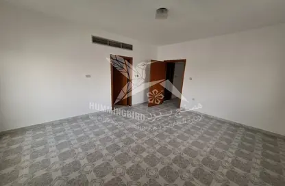 Apartment - 3 Bedrooms - 3 Bathrooms for rent in Hai Al Murabbaa - Central District - Al Ain