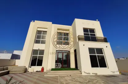 Villa - 4 Bedrooms - 4 Bathrooms for rent in Al Aweer - Dubai