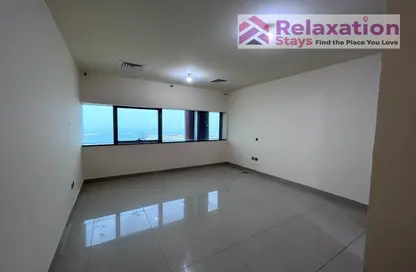 Apartment - 1 Bedroom - 2 Bathrooms for rent in Mina Road - Tourist Club Area - Abu Dhabi