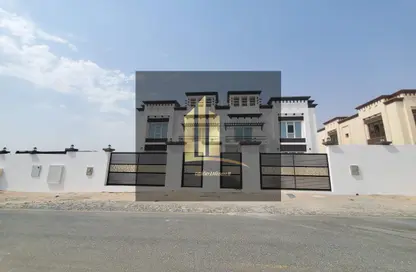 Villa - 4 Bedrooms - 6 Bathrooms for rent in Al Suyoh - Sharjah