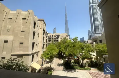 Apartment - 2 Bedrooms - 3 Bathrooms for sale in Yansoon 5 - Yansoon - Old Town - Dubai
