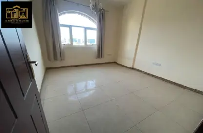 Apartment - 2 Bedrooms - 2 Bathrooms for rent in Khalifa Street - Central District - Al Ain