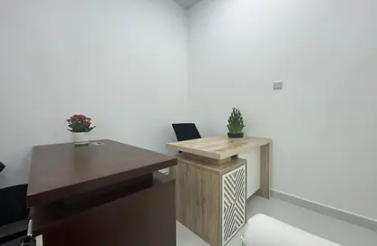 Business Centre - Studio - 1 Bathroom for rent in Red Avenue - Al Garhoud - Dubai