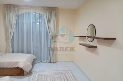 Apartment - 2 Bedrooms - 2 Bathrooms for rent in Corniche Tower - Ajman Corniche Road - Ajman