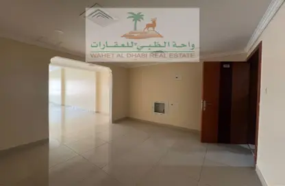 Apartment - 3 Bedrooms - 3 Bathrooms for rent in Al Mamzar - Al Mamzar - Sharjah - Sharjah