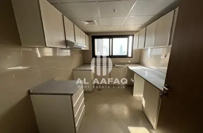 Apartment - 2 Bedrooms - 3 Bathrooms for rent in Al Khan Corniche - Al Khan - Sharjah