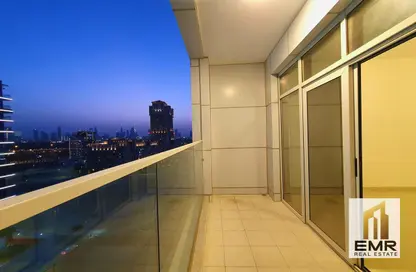 شقة - غرفة نوم - 2 حمامات للايجار في مبنى ن.س - الجداف - دبي