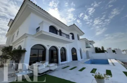 Villa - 4 Bedrooms - 5 Bathrooms for rent in Garden Homes Frond E - Garden Homes - Palm Jumeirah - Dubai