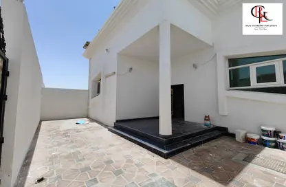 Villa - 3 Bedrooms - 4 Bathrooms for rent in Mohamed Bin Zayed Centre - Mohamed Bin Zayed City - Abu Dhabi