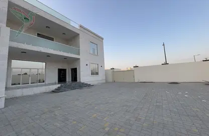 Villa - 7 Bedrooms - 7+ Bathrooms for rent in Shi'bat Al Wutah - Al Ain