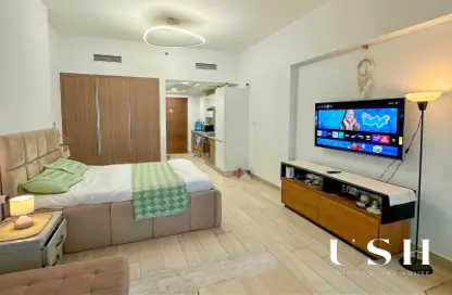 Apartment - 1 Bathroom for rent in Azizi Aliyah - Dubai Healthcare City - Bur Dubai - Dubai